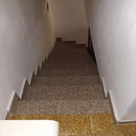 בית נופש Paradiso סירקוזה