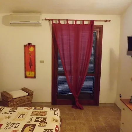 בית נופש Paradiso סירקוזה